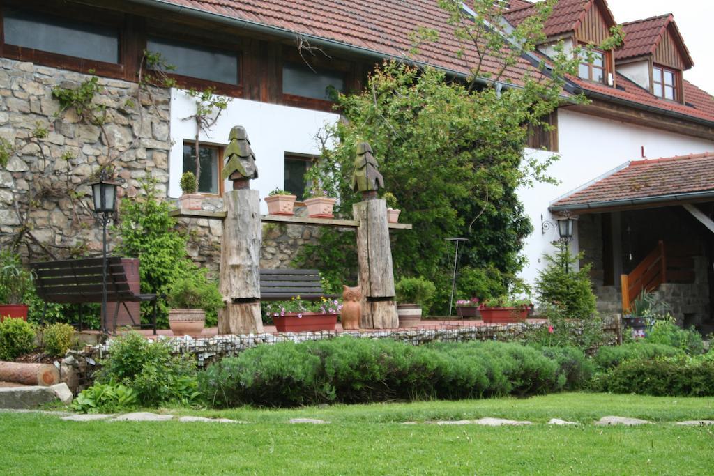 Penzion Levander Horni Radoun Exterior foto